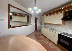 3-к квартира, вторичка, 97м2, 7/16 этаж
