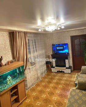 3-к квартира, вторичка, 74м2, 1/9 этаж