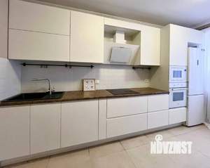 2-к квартира, вторичка, 64м2, 4/10 этаж