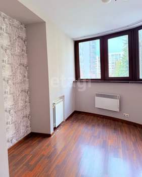 3-к квартира, вторичка, 90м2, 2/8 этаж