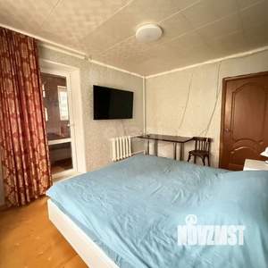 3-к квартира, вторичка, 74м2, 1/9 этаж