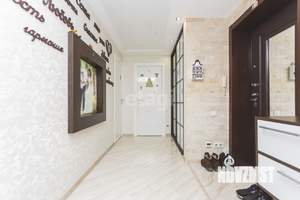 2-к квартира, вторичка, 65м2, 10/18 этаж