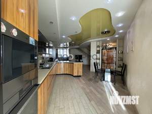 4-к квартира, вторичка, 171м2, 7/8 этаж