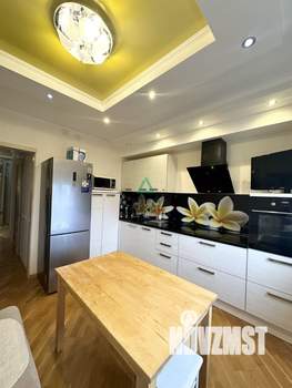 2-к квартира, вторичка, 66м2, 8/9 этаж