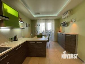 4-к квартира, вторичка, 136м2, 7/13 этаж