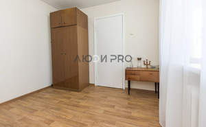 3-к квартира, вторичка, 57м2, 8/9 этаж