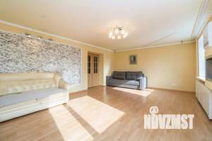 3-к квартира, вторичка, 105м2, 3/6 этаж