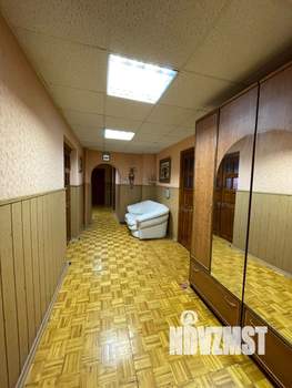 4-к квартира, вторичка, 143м2, 8/8 этаж