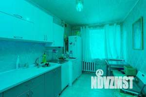 2-к квартира, вторичка, 37м2, 1/9 этаж