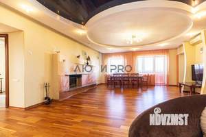 4-к квартира, вторичка, 165м2, 6/6 этаж