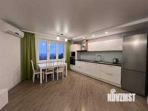 2-к квартира, вторичка, 67м2, 9/14 этаж