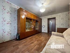 3-к квартира, вторичка, 58м2, 9/9 этаж