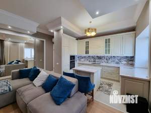 3-к квартира, вторичка, 115м2, 10/10 этаж