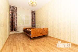 4-к квартира, вторичка, 71м2, 1/9 этаж