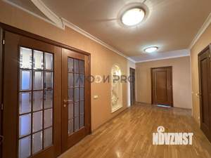 4-к квартира, вторичка, 160м2, 4/15 этаж
