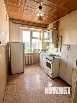 3-к квартира, вторичка, 60м2, 9/9 этаж
