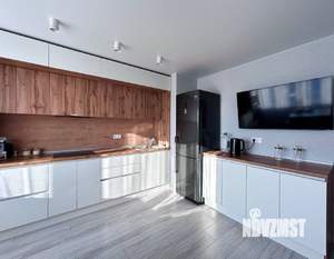 3-к квартира, вторичка, 55м2, 23/27 этаж