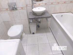 2-к квартира, вторичка, 60м2, 1/3 этаж