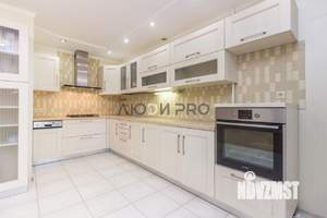 4-к квартира, вторичка, 123м2, 8/10 этаж