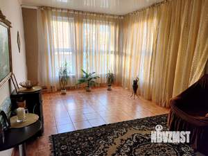 2-к квартира, вторичка, 60м2, 1/3 этаж