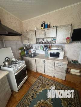 3-к квартира, вторичка, 64м2, 6/9 этаж