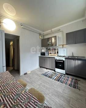 2-к квартира, вторичка, 55м2, 1/4 этаж