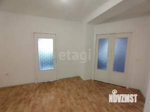 2-к квартира, вторичка, 61м2, 1/10 этаж