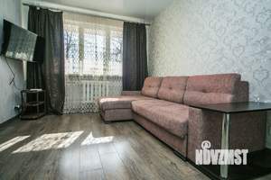 2-к квартира, вторичка, 42м2, 1/5 этаж