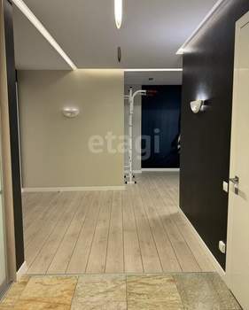 3-к квартира, вторичка, 134м2, 11/18 этаж