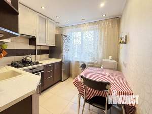 3-к квартира, вторичка, 61м2, 2/10 этаж