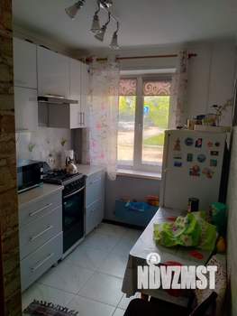 3-к квартира, вторичка, 64м2, 1/9 этаж