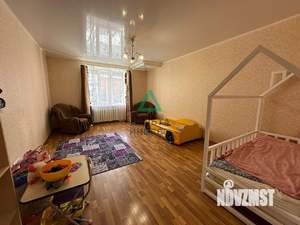 2-к квартира, вторичка, 72м2, 1/12 этаж