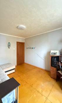 3-к квартира, вторичка, 74м2, 1/9 этаж