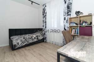 3-к квартира, вторичка, 70м2, 19/25 этаж
