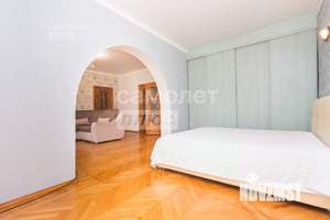 4-к квартира, вторичка, 99м2, 3/3 этаж