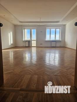 4-к квартира, вторичка, 129м2, 11/15 этаж