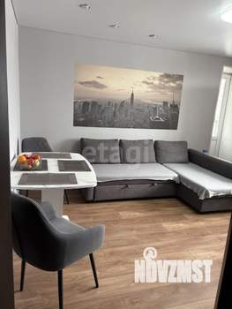2-к квартира, вторичка, 54м2, 10/18 этаж