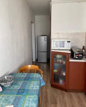 2-к квартира, вторичка, 43м2, 1/10 этаж