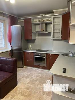 2-к квартира, вторичка, 63м2, 3/12 этаж