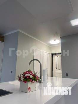 3-к квартира, вторичка, 82м2, 6/10 этаж