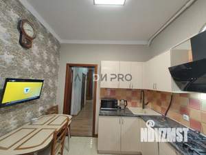 2-к квартира, вторичка, 61м2, 1/3 этаж