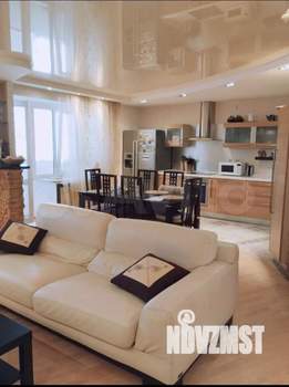 3-к квартира, вторичка, 104м2, 9/10 этаж