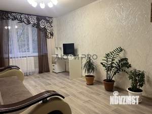 3-к квартира, вторичка, 60м2, 1/9 этаж