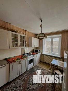 2-к квартира, вторичка, 50м2, 1/9 этаж
