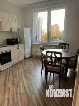 2-к квартира, вторичка, 57м2, 4/18 этаж