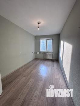 3-к квартира, вторичка, 58м2, 5/5 этаж