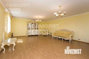 4-к квартира, вторичка, 154м2, 8/9 этаж