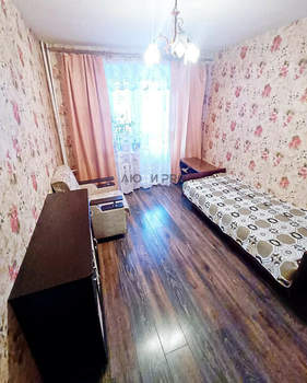 4-к квартира, вторичка, 76м2, 3/9 этаж