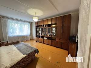 4-к квартира, вторичка, 81м2, 1/10 этаж