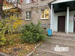 3-к квартира, вторичка, 60м2, 1/9 этаж